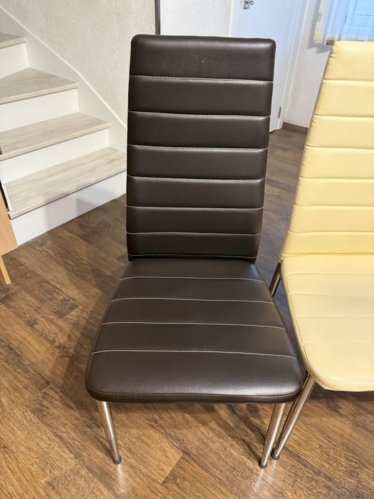 Трапезни столове