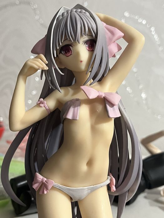 аниме фигурка девочка