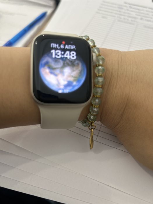 Смарт часы apple watch SE 2024