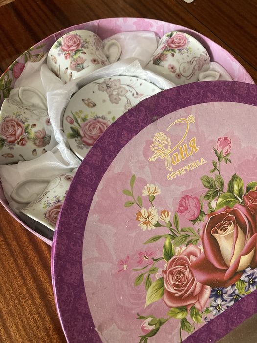 Продам сервиз чайный