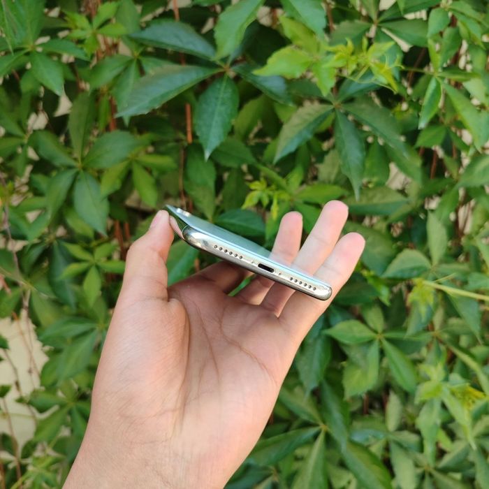 Iphone X sotiladi dastavka bor