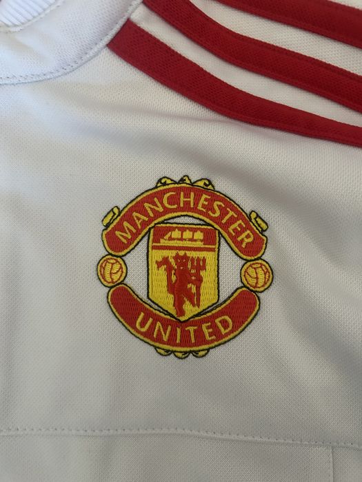 Adidas горнище на Manchester United