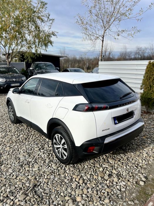 PEUGEOT 2008 2021 — imagine 3