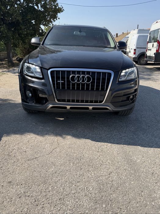 Audi Q5 3.0tdi  quattro 2010г на части  Имам няколко мотора 2.0tfsi 2.0tdi 3.0tdi bang Ccw Caha Cah Cag Caga Cdu ном 747