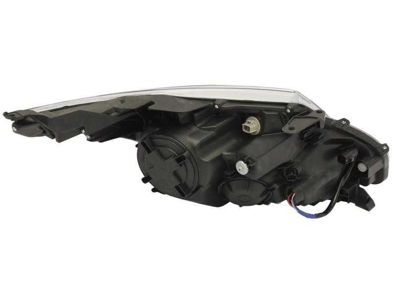 Far stanga/dreapta Toyota Avensis T27 an 2008-2014 , faruri noi