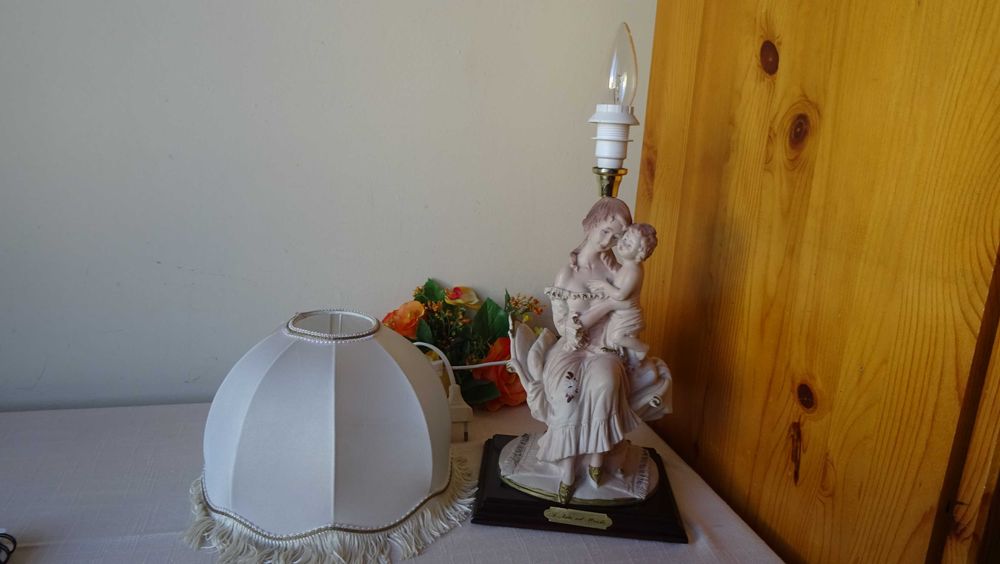 Настолна лампа. Произведена в Италия 1950г.