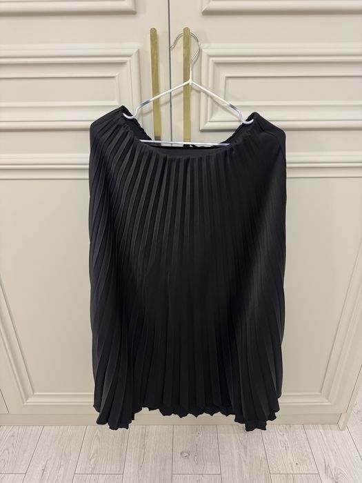 Плисерованная юбка Zara