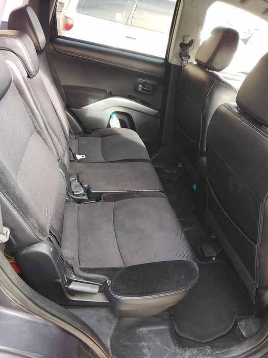 Mitsubishi Outlander 2012 г.