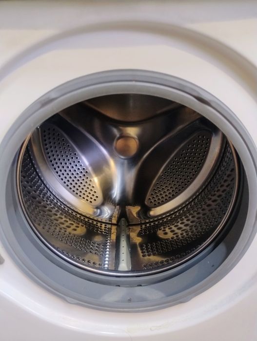 Продам стиральную машину