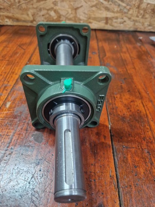 Ax + lagăre rulmenti