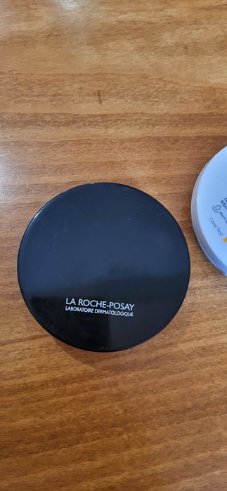 Пудра La roche и крем-пудра Bioderma