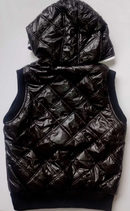 Грейка, елек, с интересен дизайн в черен цвят