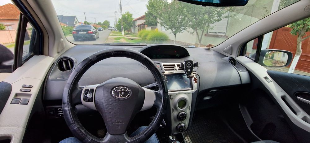 Vând Toyota Yaris 1.4 diesel an 2007