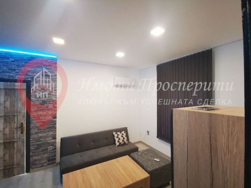 Дава се под наем Двустаен апартамент в София, Център - 55 кв.м за 565 € - Снимка #3