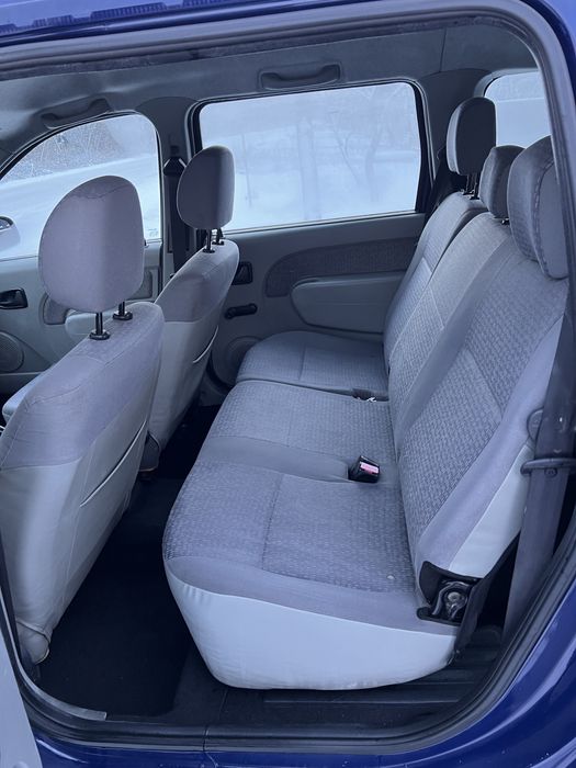 Dscia logan mcv 1.6 Mpi 90 cp 7 locuri