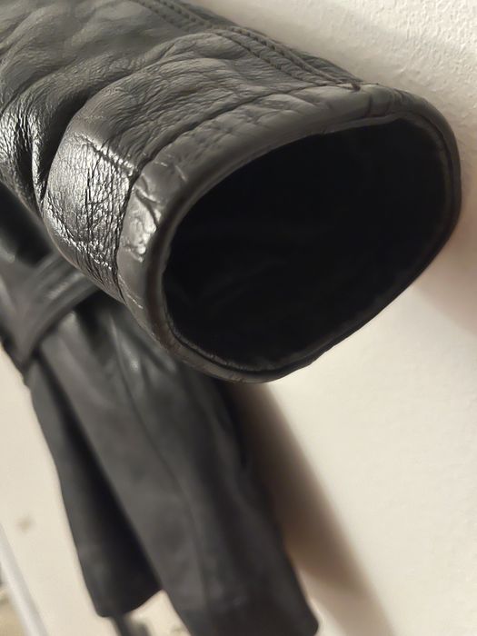 Дамско кожено яке