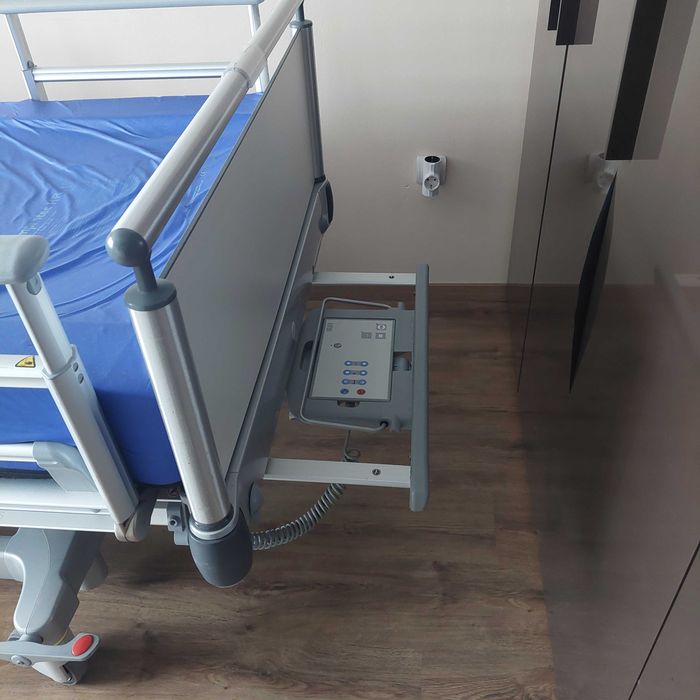 Pat spital electric ingrijire bolnavi