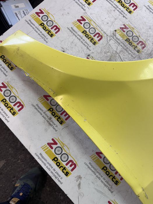 Aripa stanga fata Renault Fluence cu usor defect