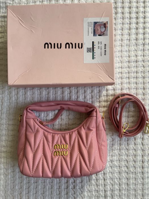 MiuMiu в розовом цвете с коробкой