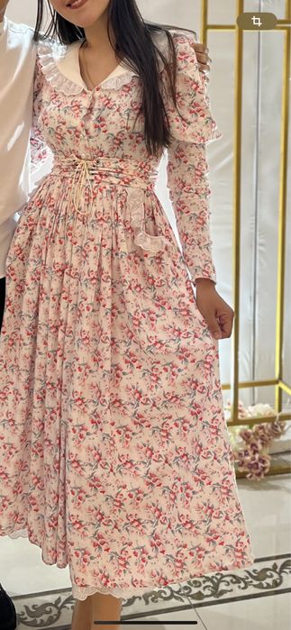 Платья вечерние, размеры 42-46