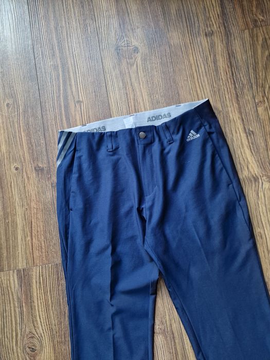 Страхотен мъжки спортен панталон ADIDAS размер 32 / 34