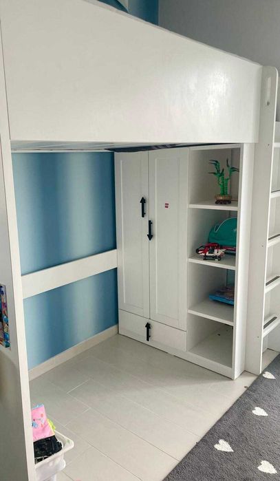 Pat supraetajat cu masa de birou,cumparat de 1 an