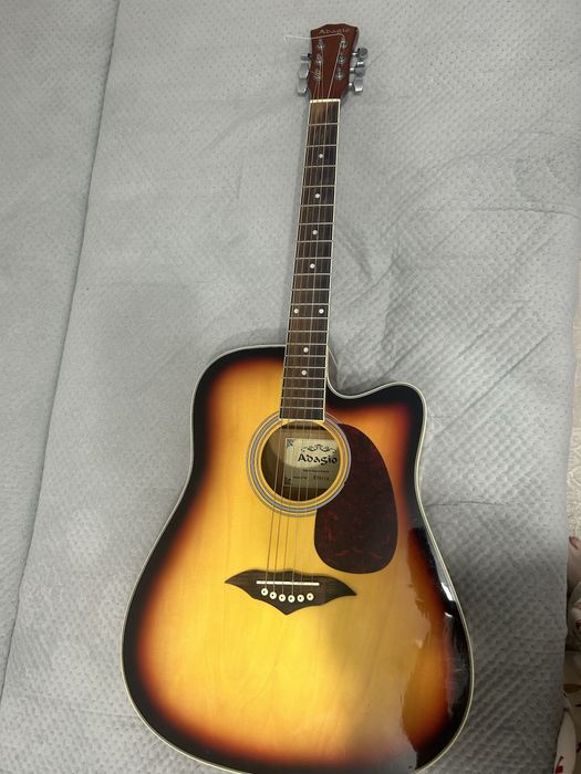 акустисческая гитара adagio