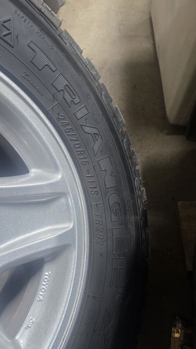 Продам резину Triangle