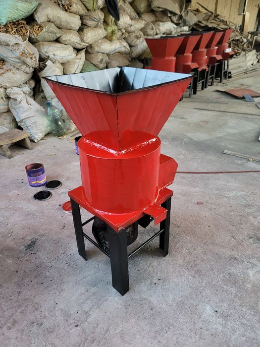 DRABILKA STANOKLAR SOTILADI

220 voltdan 170 voltgacha ishlaydi

Yangi