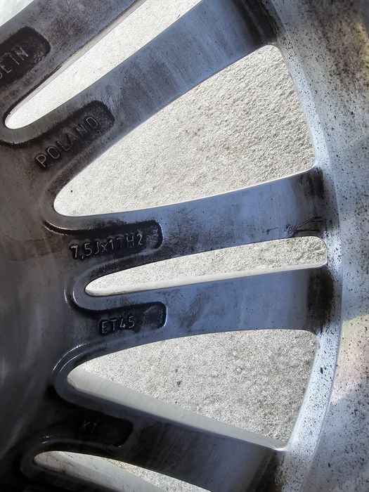 Jante Mercedes  r17  cu anvelopa iarna235 45  r17