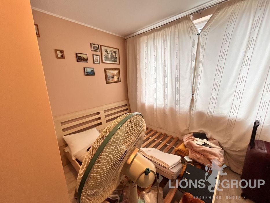 Продава се Тристаен апартамент в Варна, Левски - 110 кв.м за 1104 €/кв.м - Снимка #11