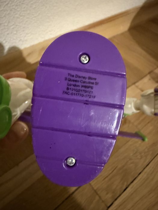 Buzz lightyear Базз Лайтер история игрушек оригинал