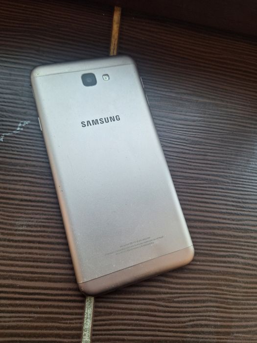 Samsung galaxy J7 prime