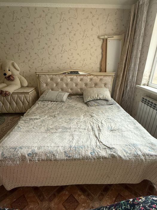 продам спальный гарнитур