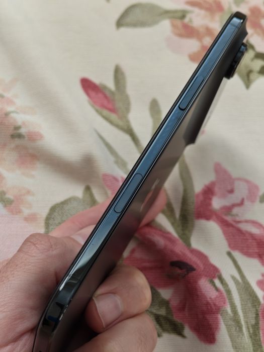 iPhone Air 12/256 Black