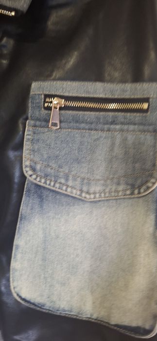 Кожено яке бомбър