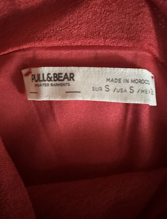 Червена рокля Pull&Bear