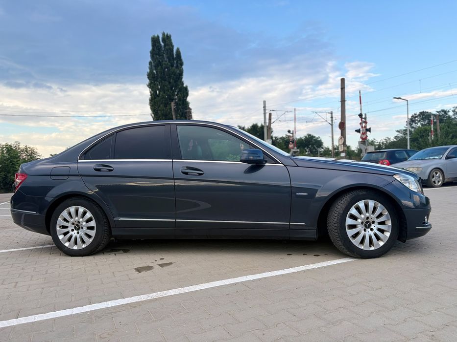 MERCEDES-BENZ C-Class 2010 — imagine 2