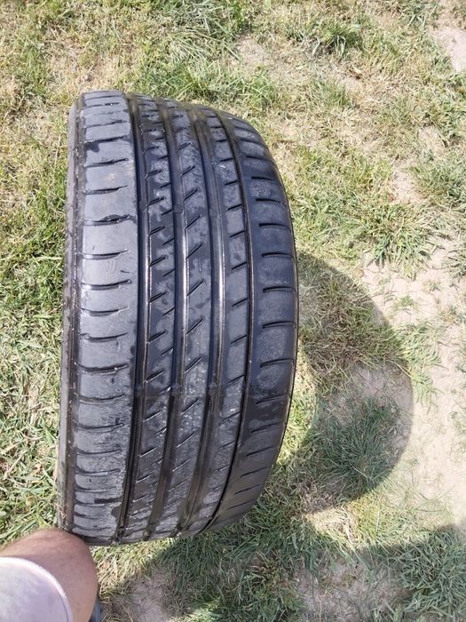 Vând 4cauciucuri de vară pentru volvo xc90, 275/45 R20 si235,40/18 Continental an 2017