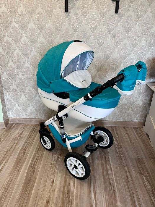 Коляска прогулочная