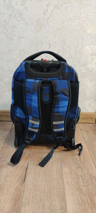 Сумка-рюкзак на колесиках, чемодан