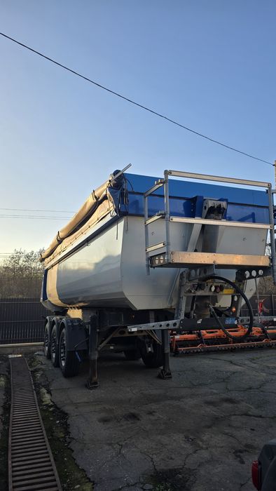 Semiremorca schmitz -bena piatra