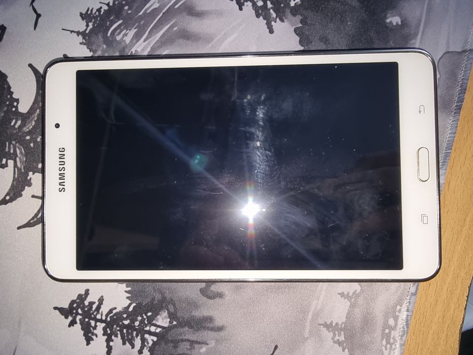 Samsung Galaxy tab 4 lite 7"