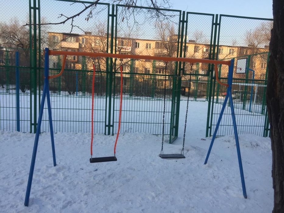 продам двойные качели