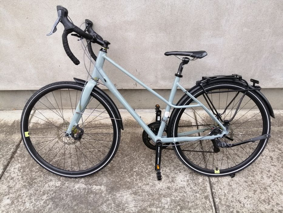 Trekking gravel giant  28 frâne disc