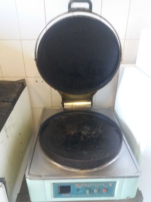 Продается профессиональная электросковорода на большой объем