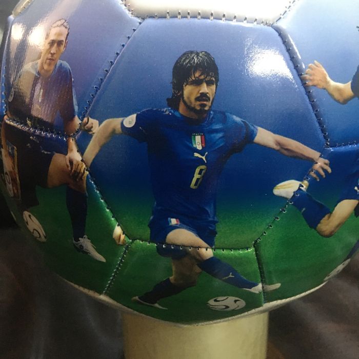 Футболна ювелирна топка!!!