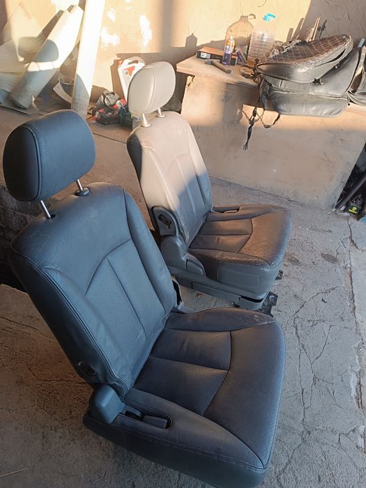 Сиденья от мазды мпв