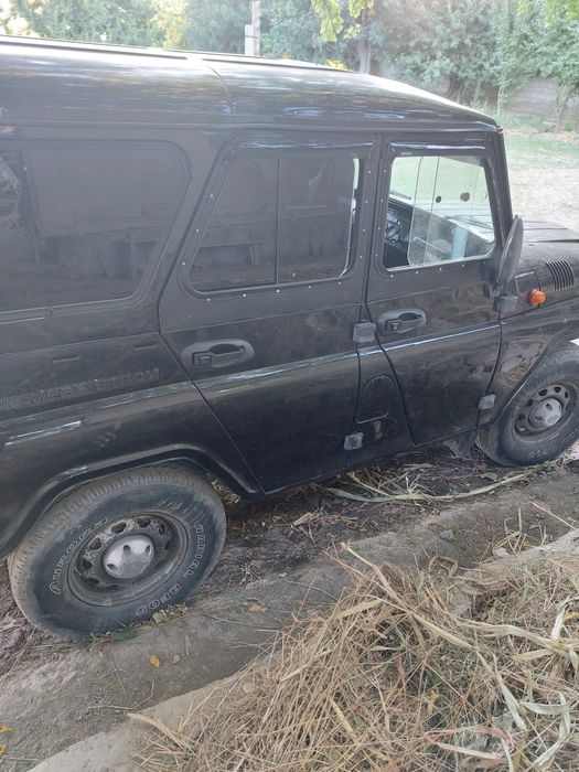 Uaz xanter sotiladi