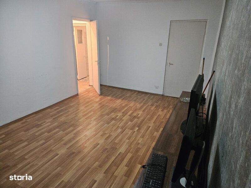 Vanzare 2 camere Costin Georgian-Vergului